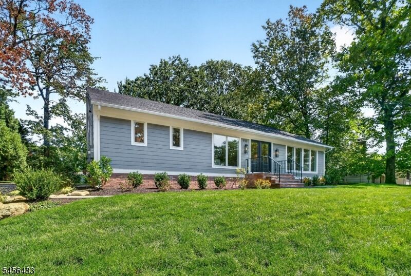 Property Photo: 910 Minisink Way NJ 07090