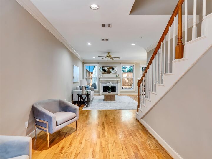 Property Photo: 2012 McDuffie Street TX 77019