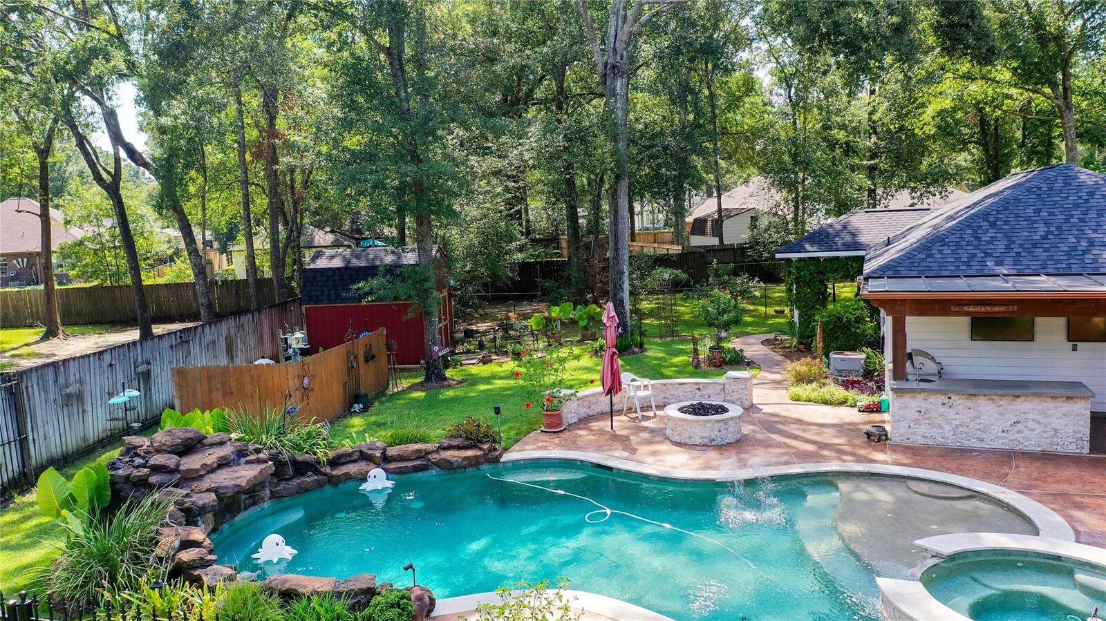 Property Photo: 2506 Constantine Street TX 77357