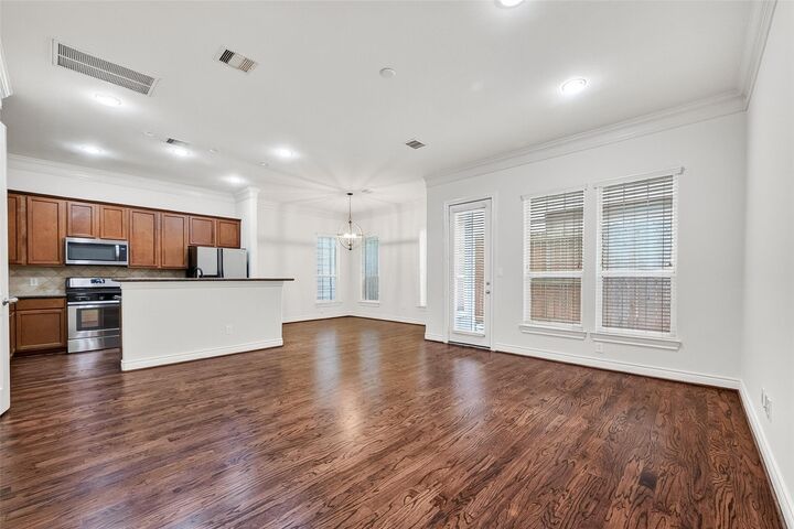 Property Photo:  5972 Kansas Street  TX 77007 