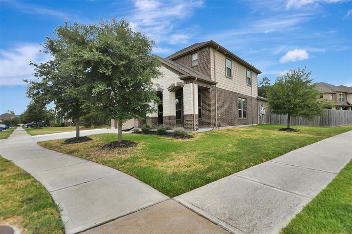 Property Photo:  13219 Bellwick Arbor Trace  TX 77044 