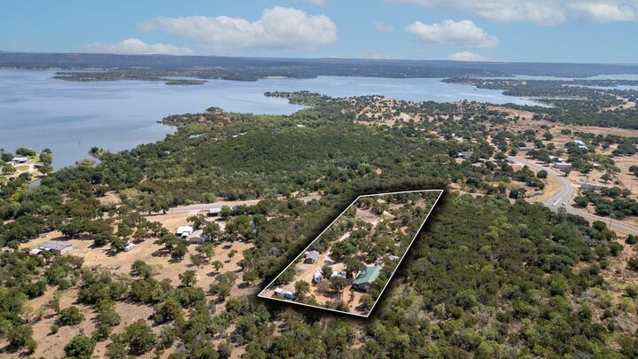 Property Photo: 15525 Ranch Road 2241 TX 78672