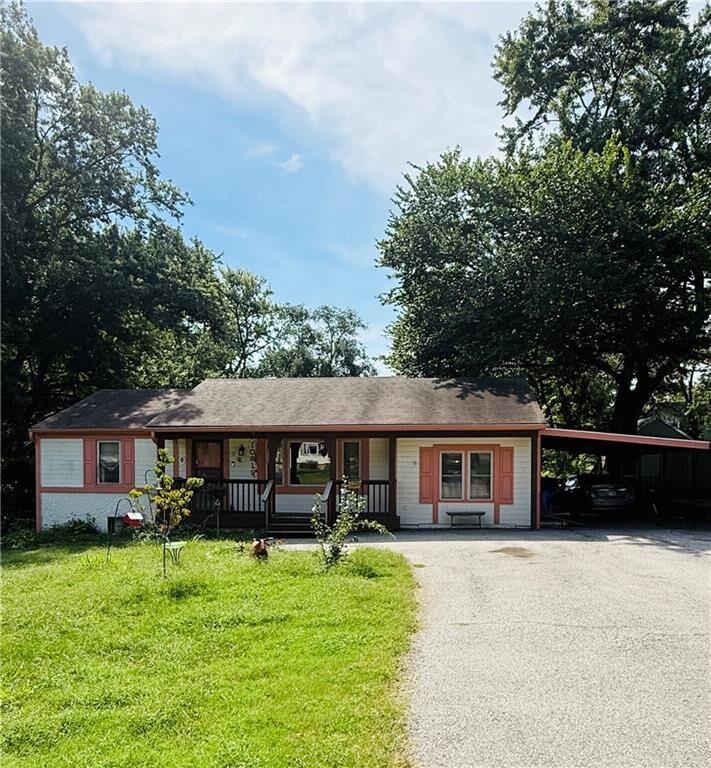 Property Photo:  10819 W 64th Terrace  KS 66203 