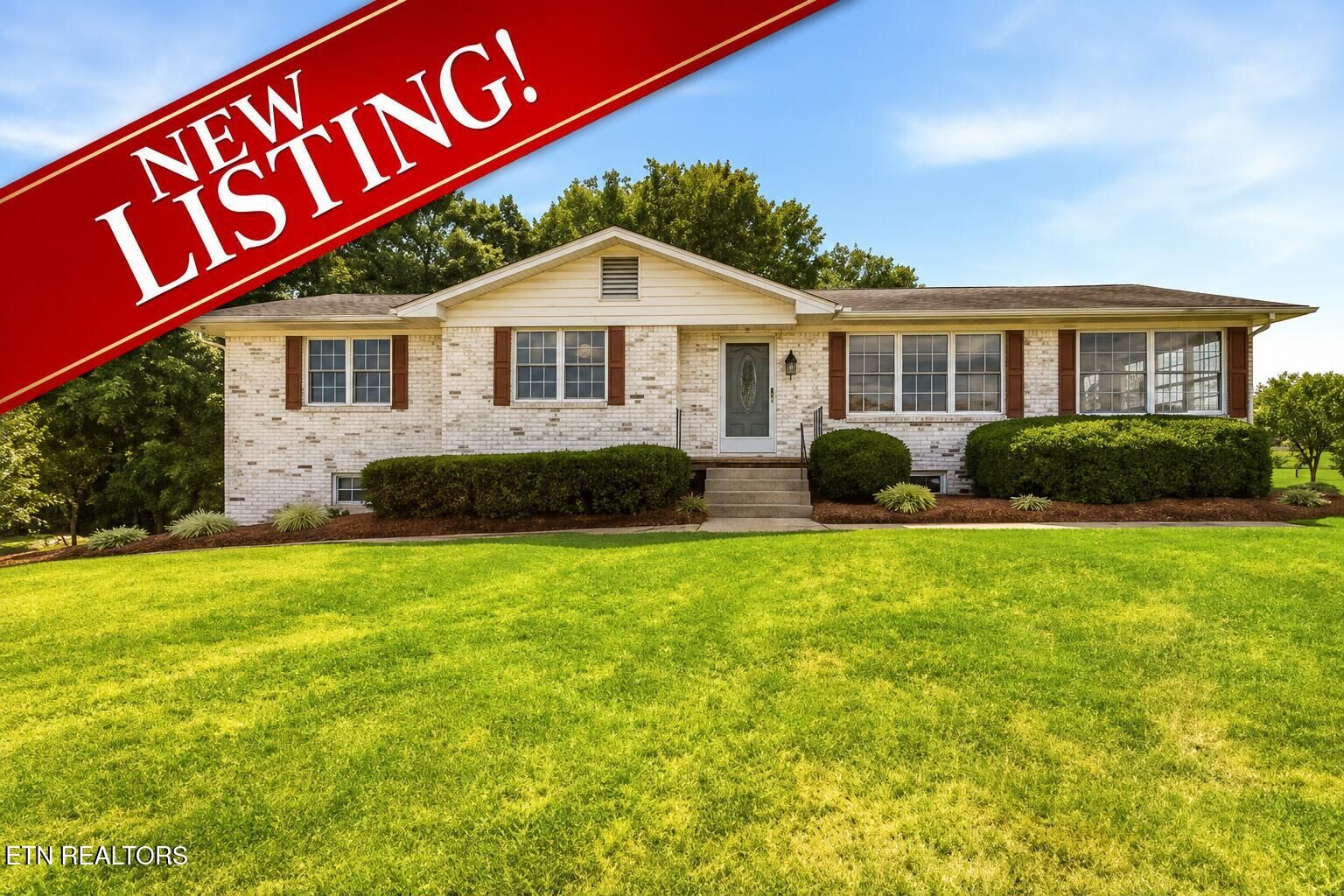 Property Photo: 7205 Majestic Lane TN 37918
