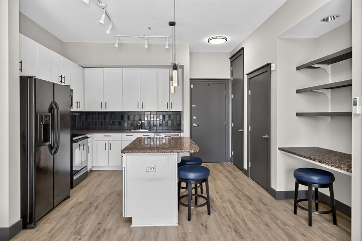 Property Photo:  535 S Upper Street 325  KY 40508 