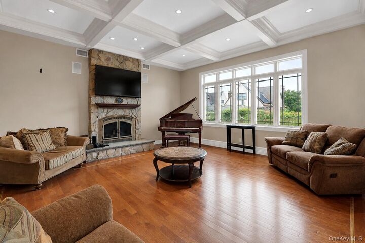 Property Photo:  158-41 91st Street  NY 11414 