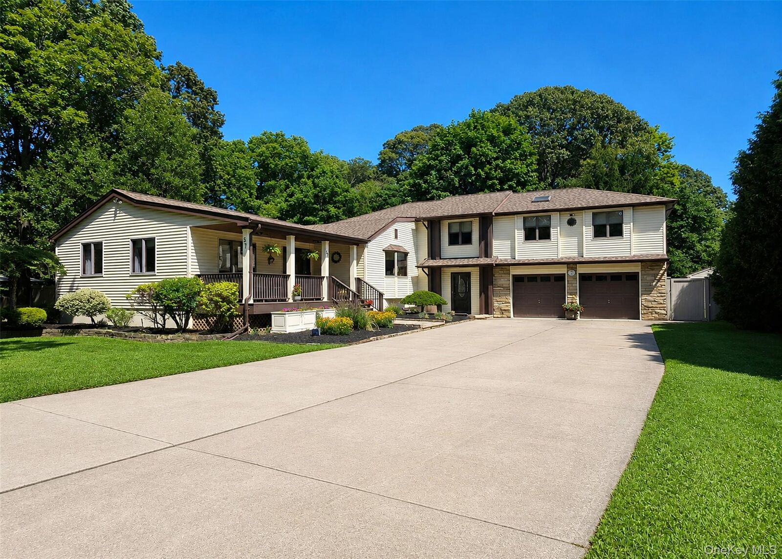 Property Photo:  57 Wellington Road  NY 11953 