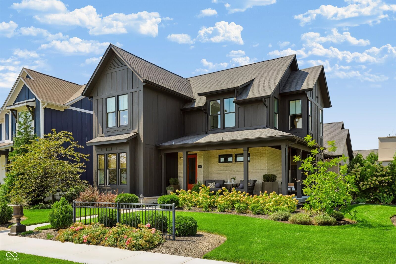 Property Photo:  15040 Oak Hollow Lane E  IN 46033 