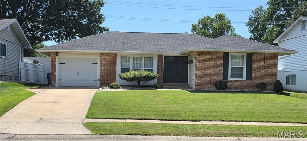 Property Photo: 410 Palermo Drive MO 63021