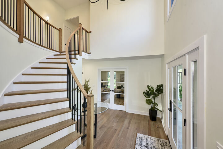 Property Photo: 1431 Carlisle Drive IL 60010