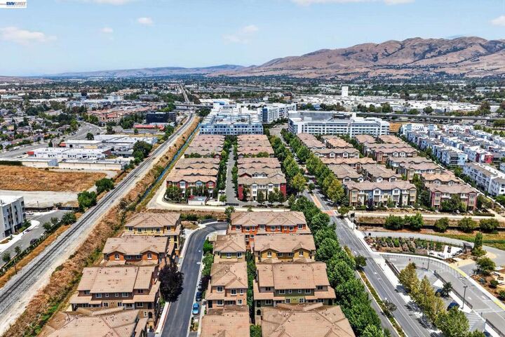 Property Photo:  1656 Lee Way  CA 95035 