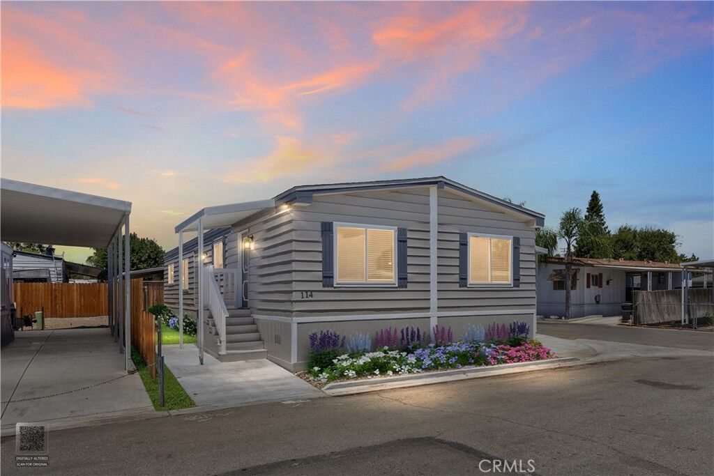 Property Photo:  114 Cedarwood Lane  CA 93308 
