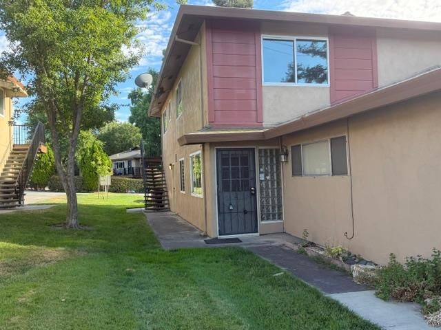 Property Photo: 5642 Madison Avenue 2 CA 95841
