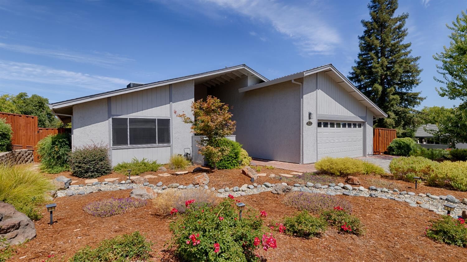 Property Photo: 5923 Shadow Oak Drive CA 95621