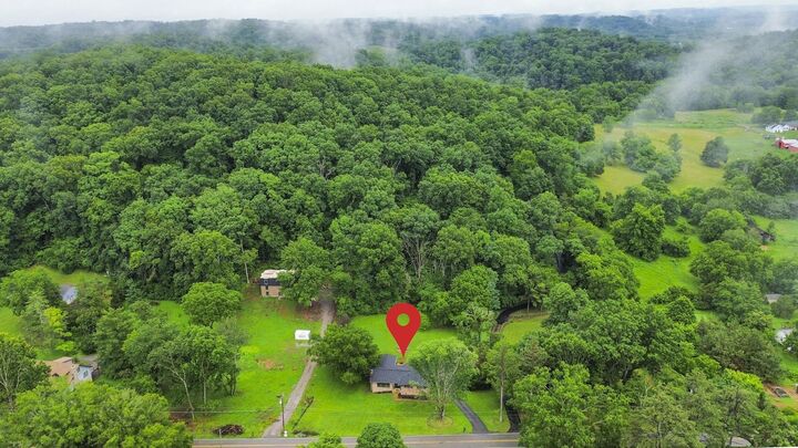 Property Photo: 9077 Old Charlotte Pike TN 37143
