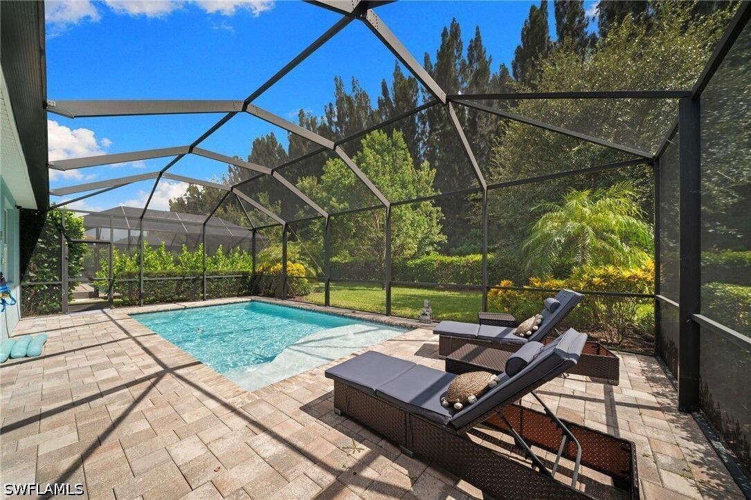 Property Photo: 14523 Topsail Drive FL 34114