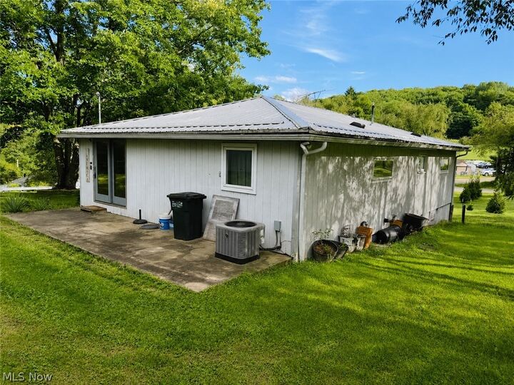 Property Photo: 44373 Y And O Road OH 43968