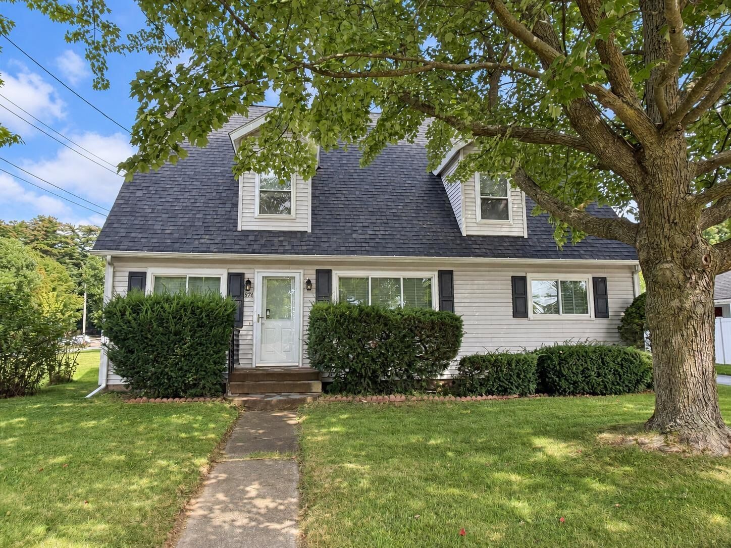 Property Photo: 976 North Avenue VT 05408