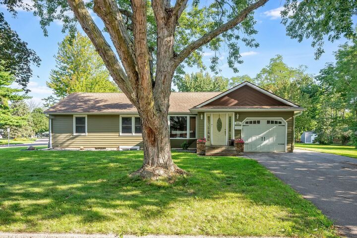 Property Photo:  216 Haynes Street  MN 56001 