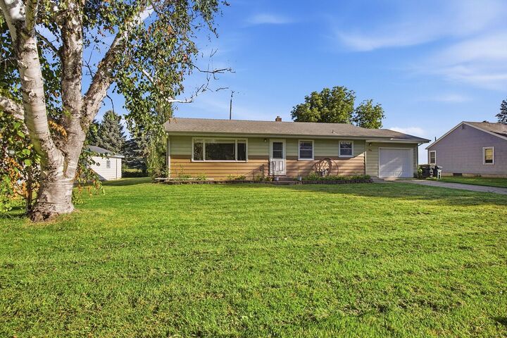 Property Photo: 261 Dupont Avenue NE MN 55342