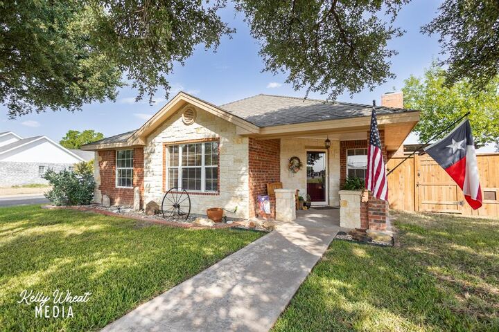 Property Photo: 7602 Aspen Avenue TX 76904