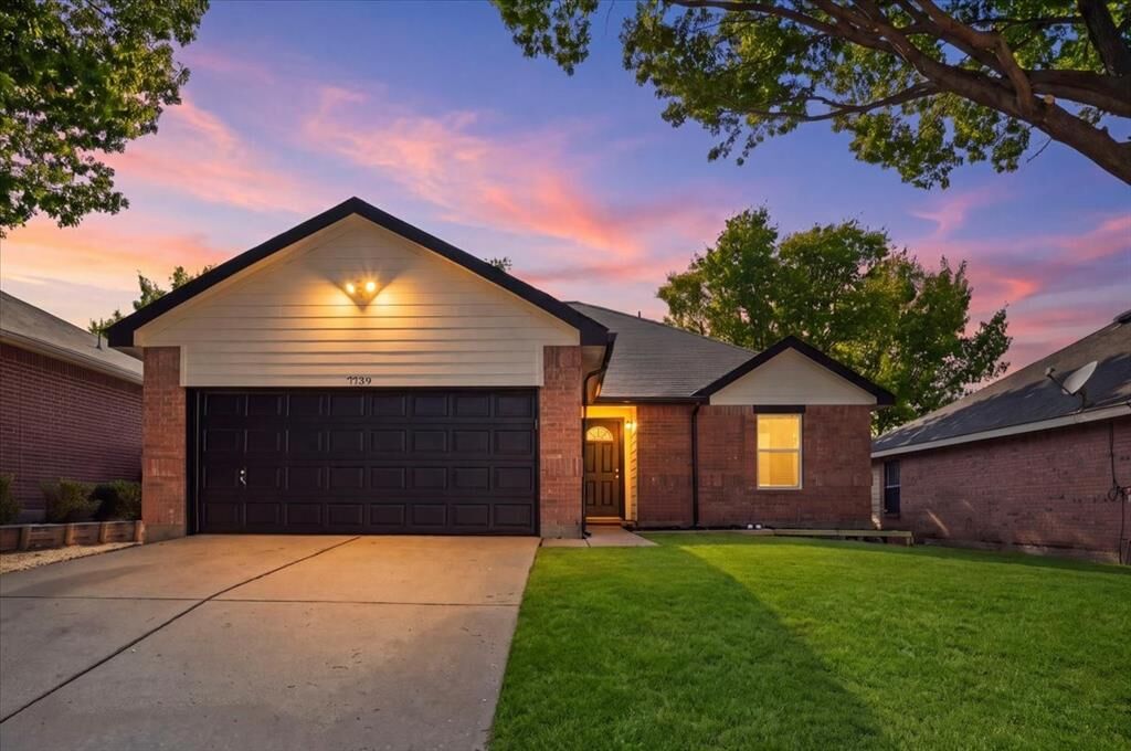 Property Photo: 7739 Buford Drive TX 75241