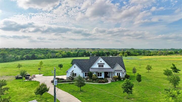 Property Photo:  400 Bethel Rd Road  TX 75167 