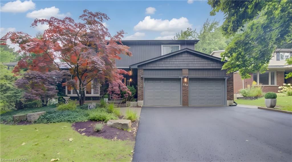 Property Photo:  123 Candlewood Crescent  ON N2L 5M7 