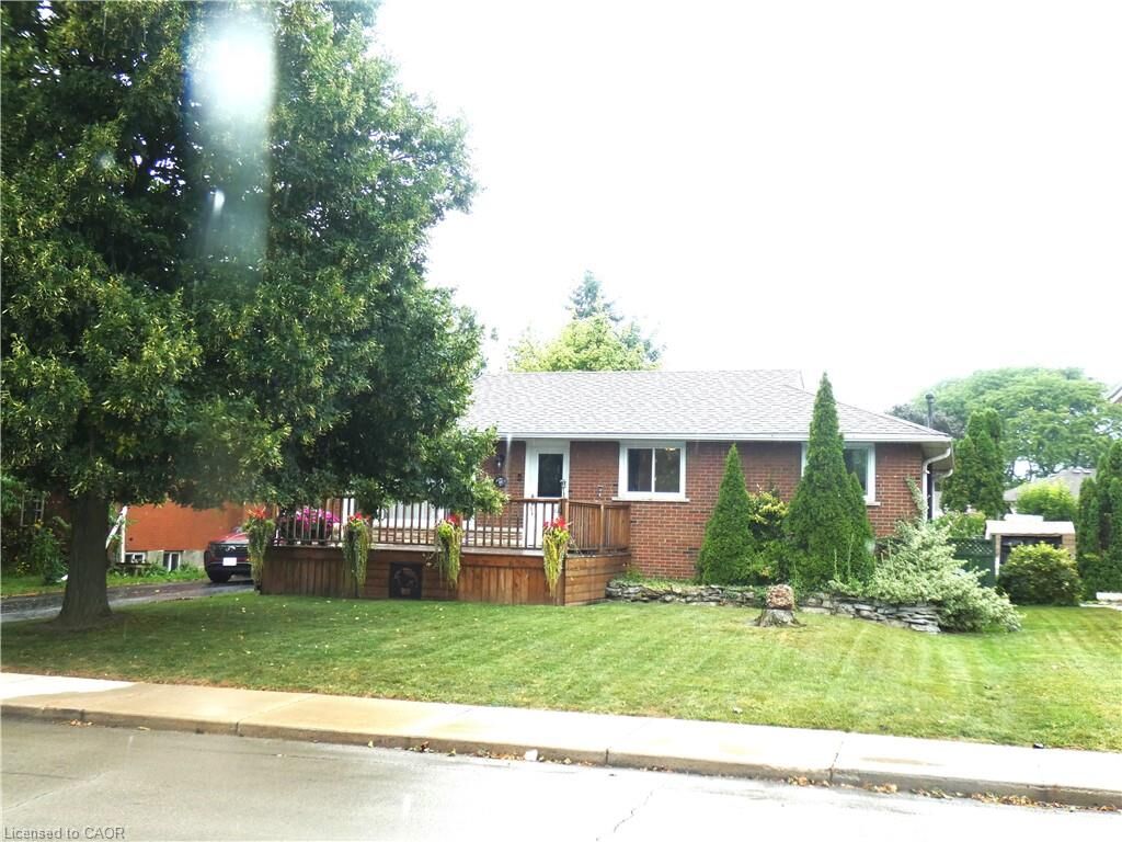 Property Photo: 15 Collier Crescent ON L9C 3S7