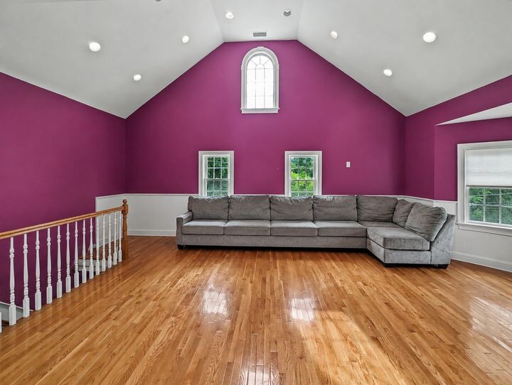 Property Photo:  5 Victoria Ter 2  MA 01527 