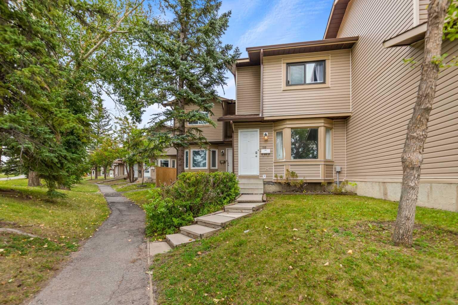 Property Photo:  109 Falshire Terrace NE  AB T2G 5K9 