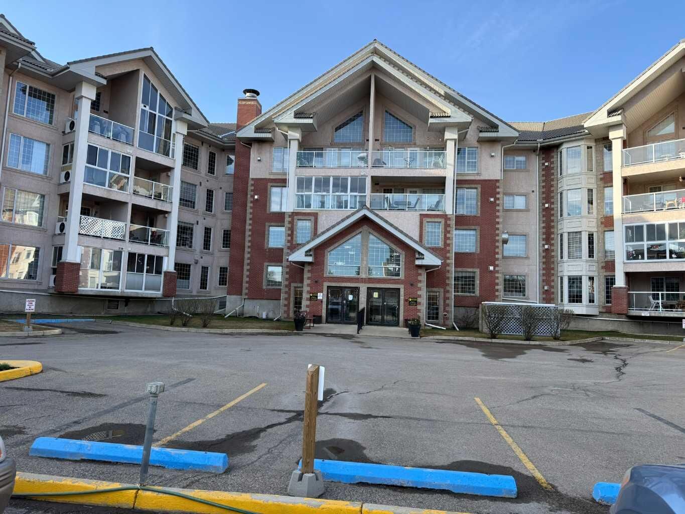 Property Photo:  4805 45 Street 327  AB T4N 7A9 