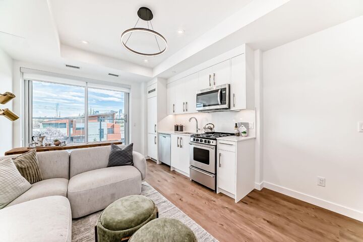 Property Photo:  110 18A Street NW 255  AB T2N 5G5 