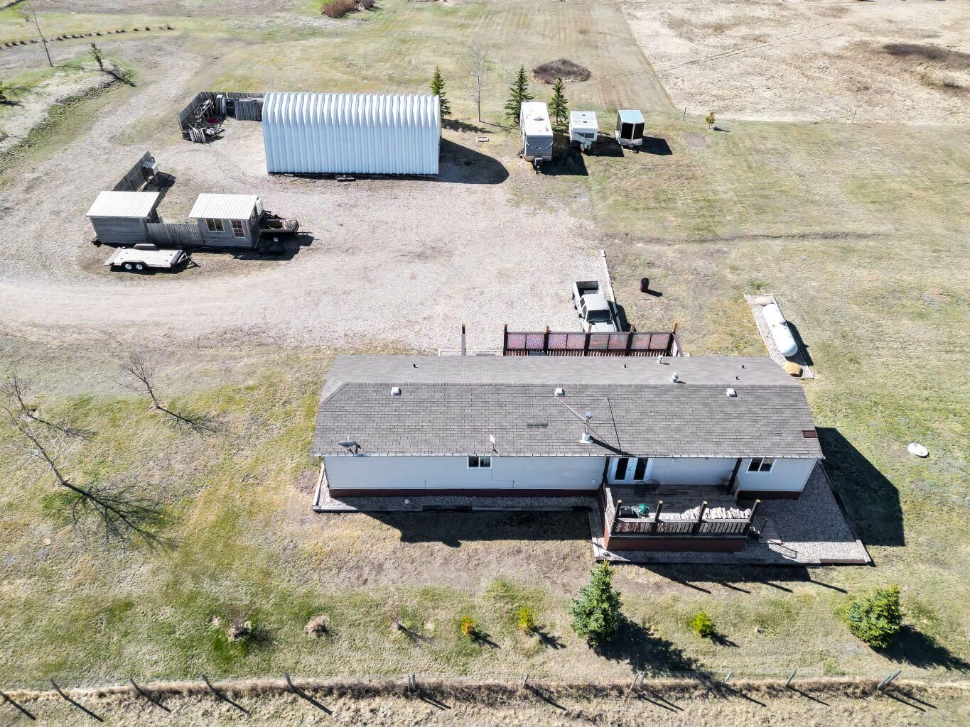 Property Photo:  232080 Range Road 250  AB T1P 1J6 