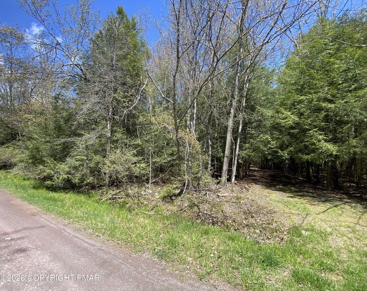 Property Photo: Waverly St 24 PA 18346
