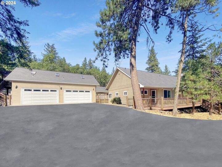 Property Photo: 5831 Old Highway 99 OR 97520