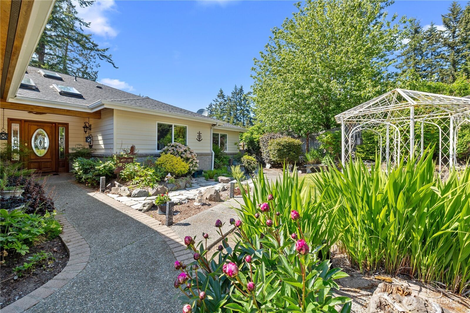 Property Photo: 4076 S Camano Drive WA 98282