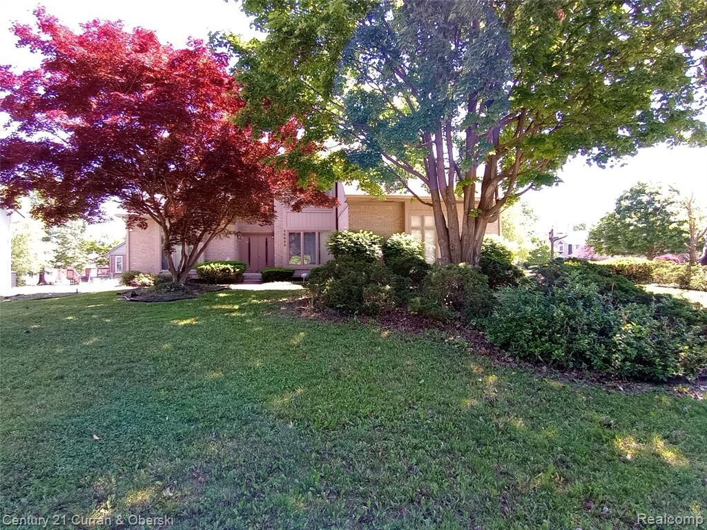 Property Photo: 30658 Mystic Forest Drive MI 48331