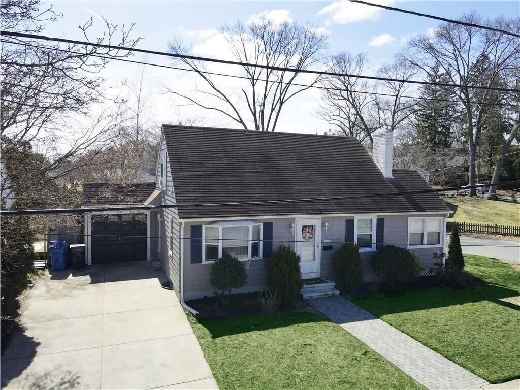 Property Photo: 134 Westwood Avenue RI 02905