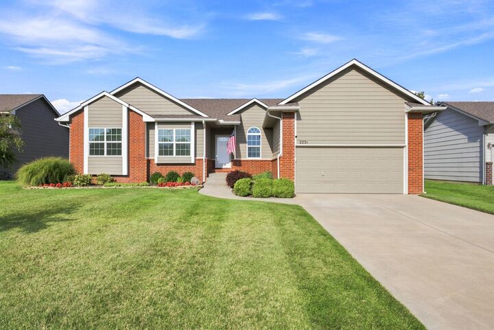 Property Photo:  2231 N Burning Tree St  KS 67228 