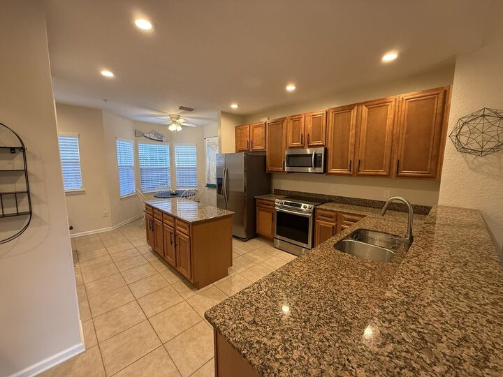 Property Photo: 155 Bayberry Cir 1204 FL 32086