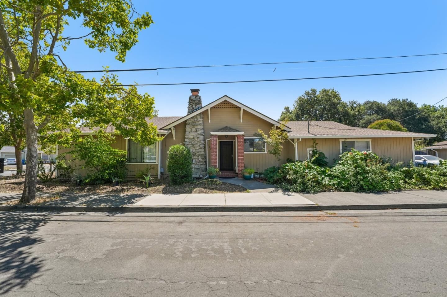 Property Photo: 1001 Temple Avenue CA 95404