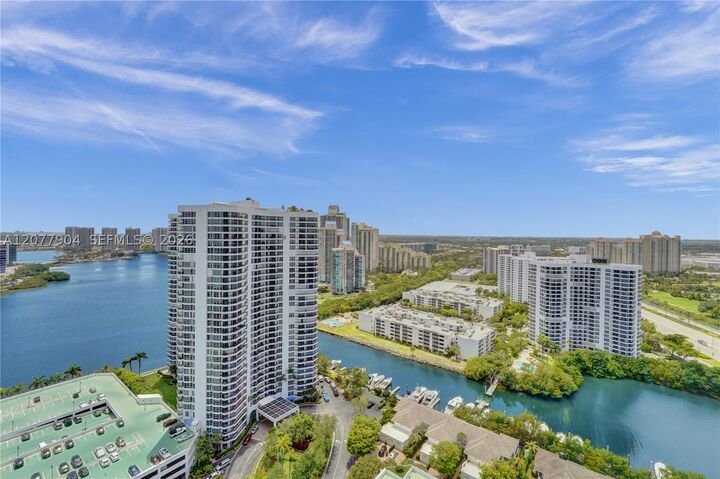 Property Photo: 3500 Mystic Pointe Dr 2202 FL 33180