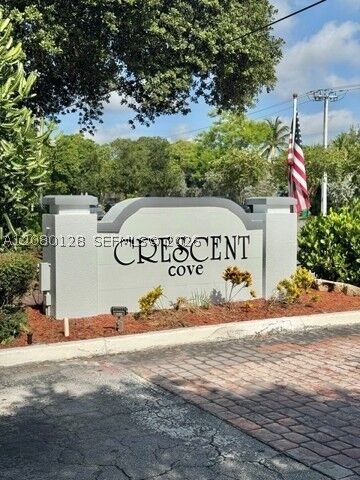Property Photo: 8307 Coral Lake Ln 8307 FL 33065