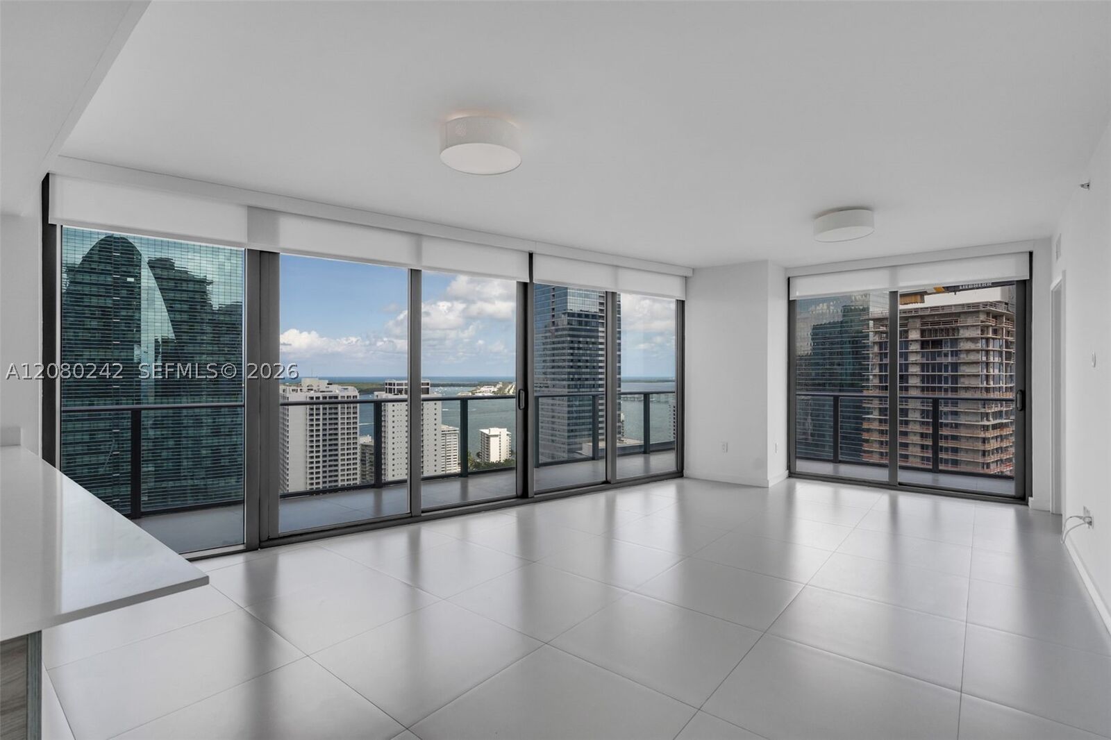 Property Photo: 1300 S Miami Ave 2905 FL 33130