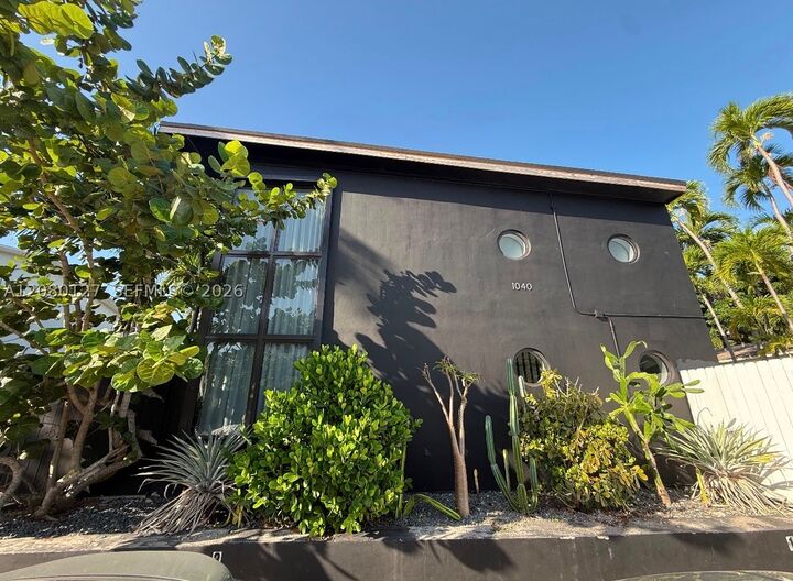 Property Photo:  1040 NE 78th St Rd 5  FL 33138 