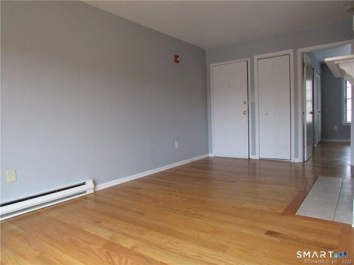 Property Photo:  18 Aspetuck Village 18  CT 06776 