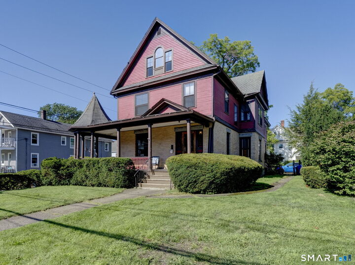 Property Photo:  537 Prospect Street  CT 06790 