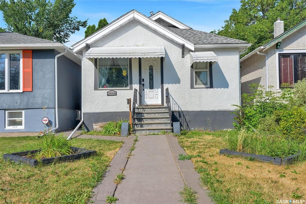 Property Photo:  2468 Elliott Street  SK S4N 3H3 