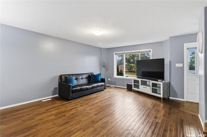 Property Photo:  205B 3rd Avenue  SK S0K 0A0 